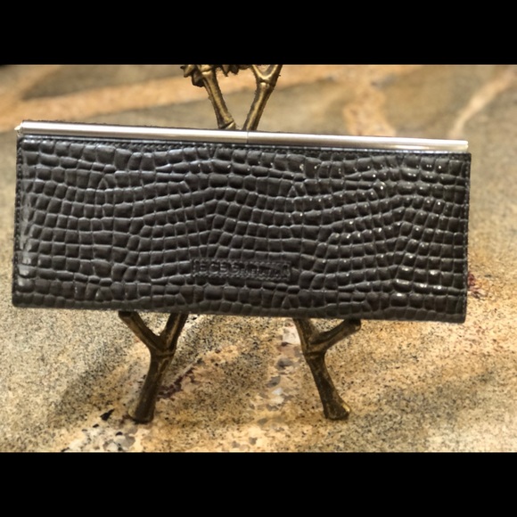 BCBGeneration Clutch - Picture 2 of 4